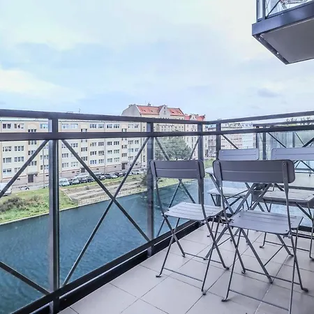 Platinium Dwie Motlawy River View Lägenhet Gdańsk