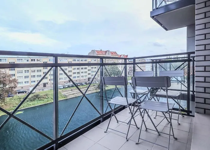 Platinium Dwie Motlawy River View Daire Gdansk